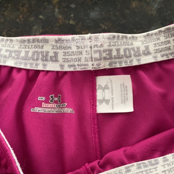 Under Armour athletic shorts, M - Picture 2 of 2